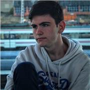 Estudiante de grado superior ofrece clases económicas e interesantes de Lengua